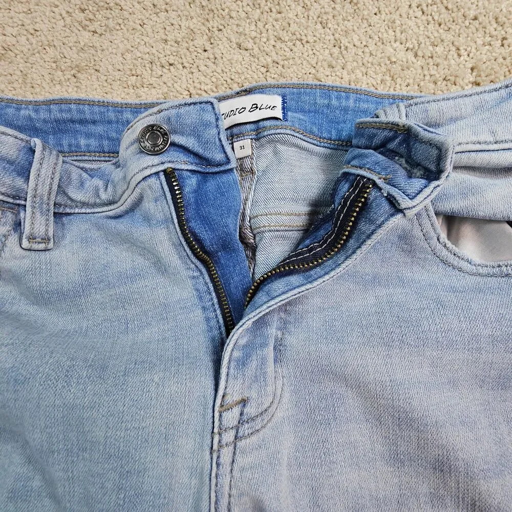 Studio Blue Light Wash Distressed Skinny Jeans Women’s Size 31 Y2K